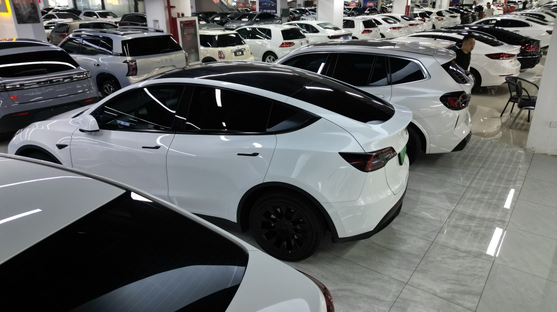 Chinese new energy vehicle selection
